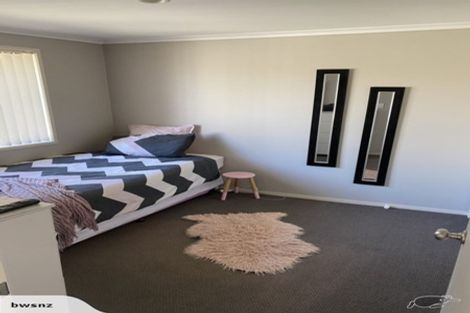 Photo of property in 23 Seabreeze Place, Papamoa Beach, Papamoa, 3118