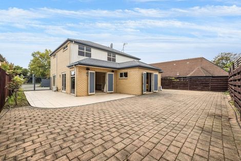 Photo of property in 133 Fendalton Road, Fendalton, Christchurch, 8052