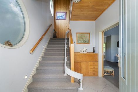 Photo of property in 16 Endeavour Place, Cooks Beach, Whitianga, 3591