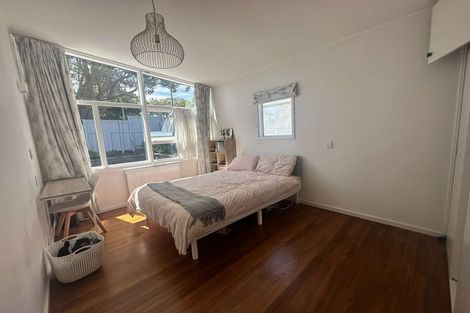 Photo of property in 15 Fancourt Street, Karori, Wellington, 6012