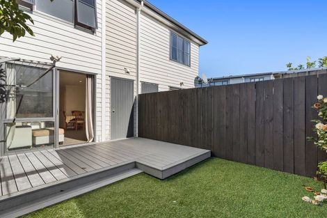 Photo of property in 18 Bellbird Street, Papakura, 2110