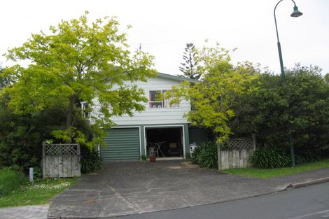 Photo of property in 31a Ladies Mile, Manly, Whangaparaoa, 0930
