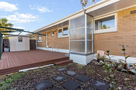 Photo of property in 2/10 Omana Road, Papatoetoe, Auckland, 2025