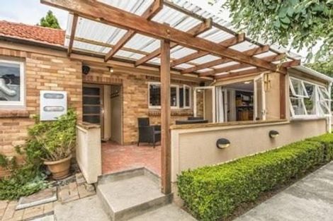 Photo of property in 8 Willis Road, Papakura, 2110
