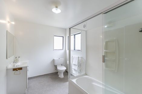 Photo of property in 4 Nether Green Crescent, Johnsonville, Wellington, 6037