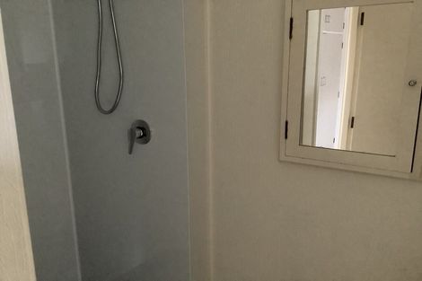 Photo of property in 1-27/21 Te Aroha Street, Hamilton East, Hamilton, 3216