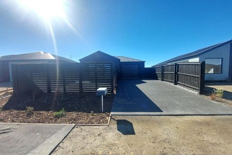 Photo of property in 28 Llew Summers Street, Belfast, Christchurch, 8051