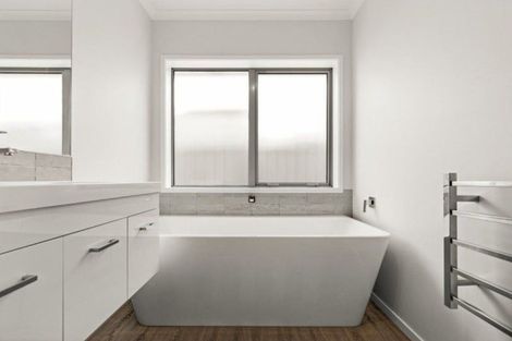 Photo of property in 14 Rangataiki Place, Te Awa, Napier, 4110