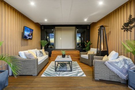 Photo of property in 31 Roger Guy Place, Welcome Bay, Tauranga, 3175