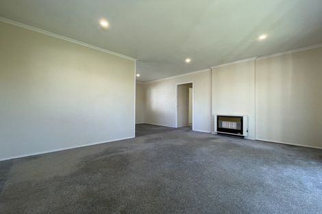 Photo of property in 5 Newton Place, Westbrook, Palmerston North, 4412