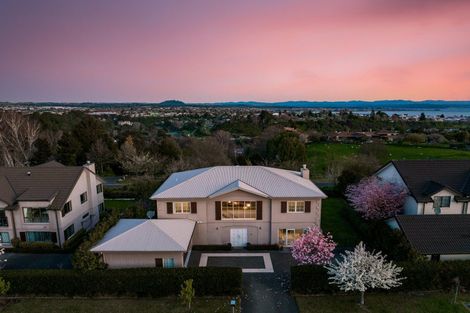 Photo of property in 18 Chateau Crescent, Rangatira Park, Taupo, 3330