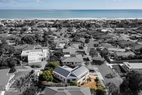 Photo of property in 18 Claydon Place, Ohope, 3121