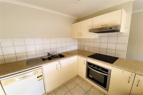 Photo of property in 12 Nykki Place, Papakura, 2110