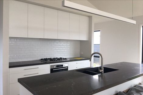 Photo of property in 32 William Paul Street, Cambridge, 3434