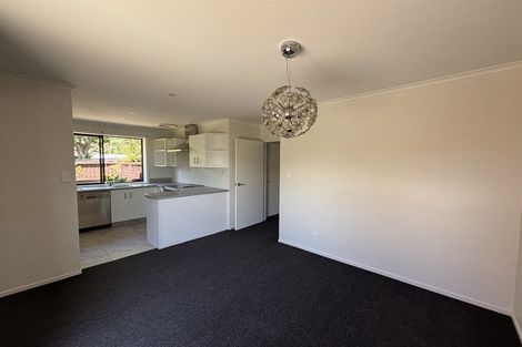 Photo of property in 1/6 Calverton Place, Halswell, Christchurch, 8025