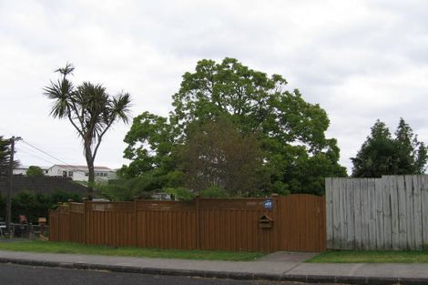 Photo of property in 10 Mackwood Place, Birkdale, Auckland, 0626