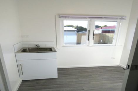 Photo of property in 25 Harrow Street, Phillipstown, Christchurch, 8011