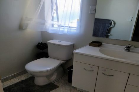 Photo of property in 102a Pah Road, Papatoetoe, Auckland, 2025