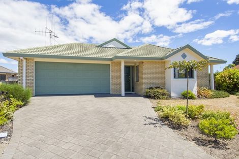 Photo of property in 21 Rosberg Place, Mount Maunganui, 3116