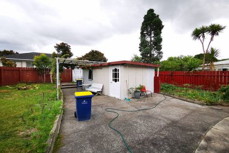 Photo of property in 1/88 Tirimoana Road, Te Atatu South, Auckland, 0602