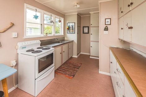 Photo of property in 73 Harper Street, Gonville, Whanganui, 4501