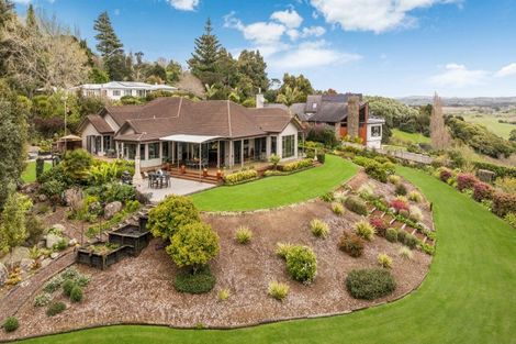 Photo of property in 39 Harry Dreadon Road, Opaheke, Papakura, 2584