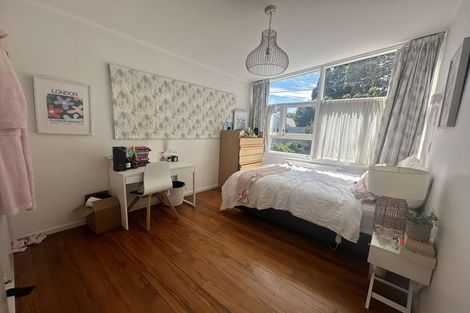 Photo of property in 15 Fancourt Street, Karori, Wellington, 6012