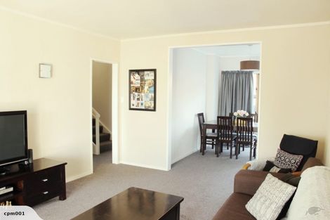 Photo of property in 4/8 Wood Street, Papakura, 2110