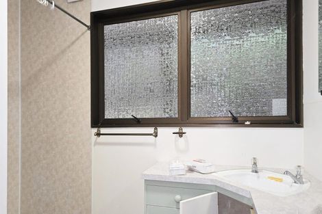 Photo of property in 27 Burns Road, Hospital Hill, Napier, 4110