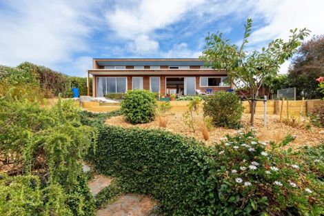 Photo of property in 12 Hillside Avenue, Mangawhai Heads, Mangawhai, 0505