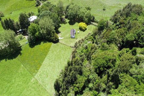 Photo of property in 21a Hamilton Road, Lake Rotoma, Rotorua, 3074