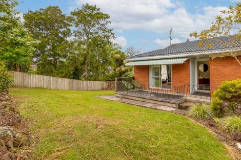Photo of property in 2/14 Claridge Street, Glen Eden, Auckland, 0602