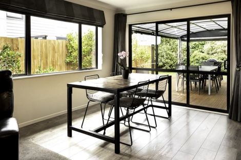 Photo of property in 19 Yatterina Avenue, Takanini, 2112