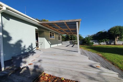 Photo of property in 14 Fookes Street, Waverley, 4510