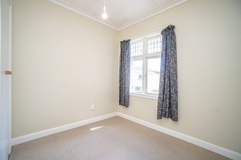 Photo of property in 19 South Street, West End, Palmerston North, 4410