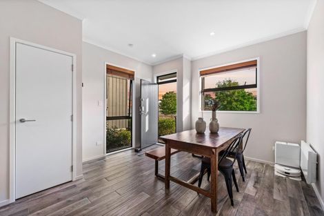 Photo of property in 4 Kapia Road, Westgate, Auckland, 0614
