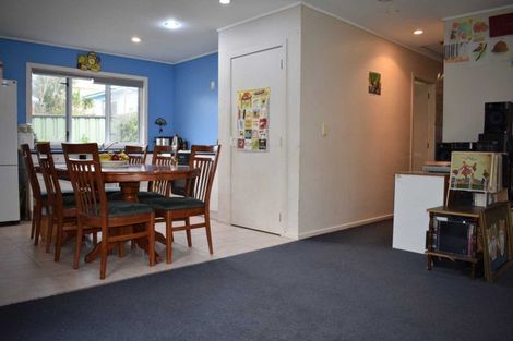 Photo of property in 2/33 Egremont Street, Belmont, Auckland, 0622