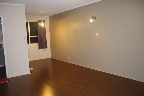 Photo of property in 6/48 Mcleod Road, Henderson, Auckland, 0612