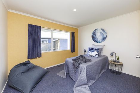 Photo of property in 23b Dorset Crescent, Hokowhitu, Palmerston North, 4410