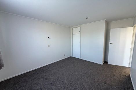 Photo of property in 51 Sturges Road, Henderson, Auckland, 0612