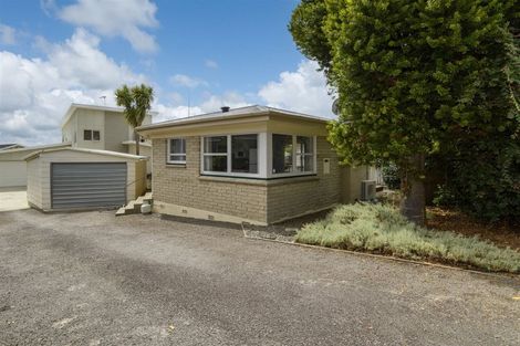 Photo of property in 17 Jonathon Street, Brookfield, Tauranga, 3110