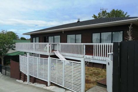 Photo of property in 30 Forest Hill Road, Henderson, Auckland, 0612