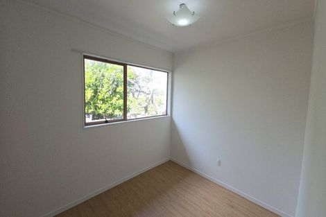 Photo of property in 1/22 Clovelly Road, Bucklands Beach, Auckland, 2012