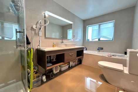 Photo of property in 10 Irongate Avenue, Ranui, Auckland, 0612