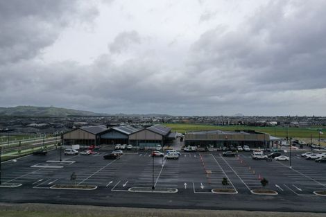 Photo of property in 73 Riley Crescent, Papamoa Beach, 3118