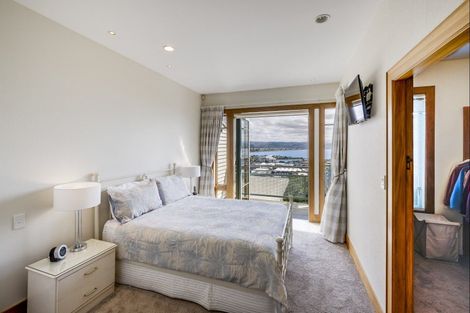 Photo of property in 8 George Street, Hospital Hill, Napier, 4110