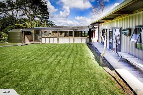 Photo of property in 100 Motukaraka Point Road, Kohukohu, 0491