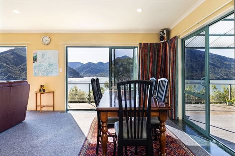 Photo of property in 700 Moetapu Bay Road, Moetapu Bay, Picton, 7282