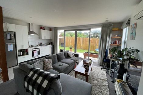 Photo of property in 58a Te Pene Avenue, Titahi Bay, Porirua, 5022