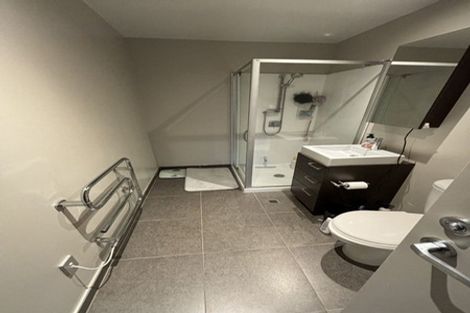 Photo of property in Shoal Haven Apartments, 201b/130 Anzac Street, Takapuna, Auckland, 0622